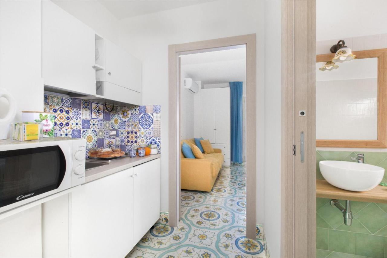 Millie Sorrento Suites Eksteriør billede