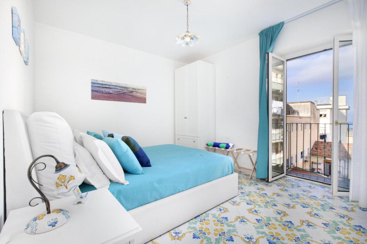 Millie Sorrento Suites Eksteriør billede