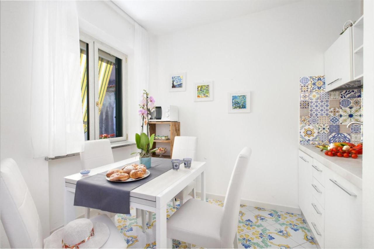 Millie Sorrento Suites Eksteriør billede