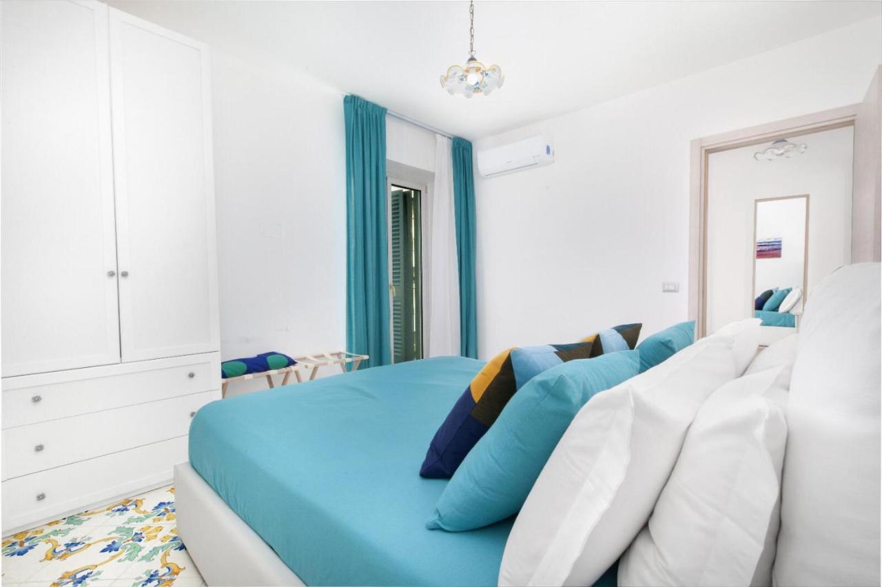 Millie Sorrento Suites Eksteriør billede